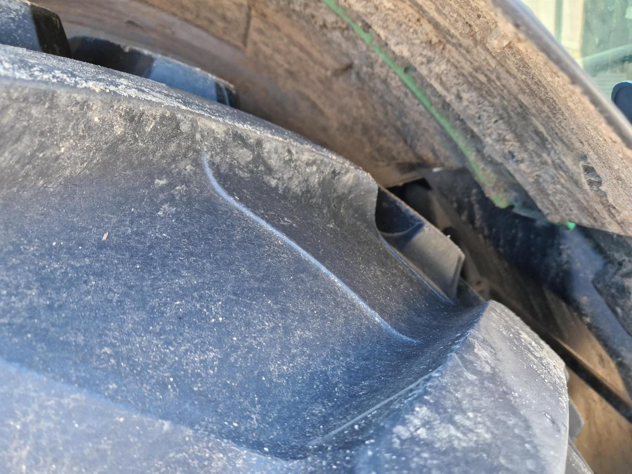 John Deere 6195R - Traktor: obrázek 5 John Deere 6195R - Traktor: obrázek 5