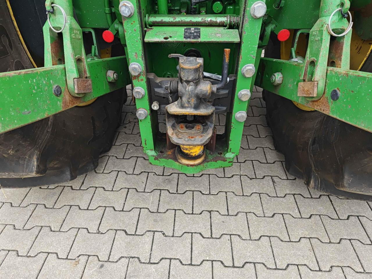 John Deere 6210R - Traktor: obrázek 5 John Deere 6210R - Traktor: obrázek 5