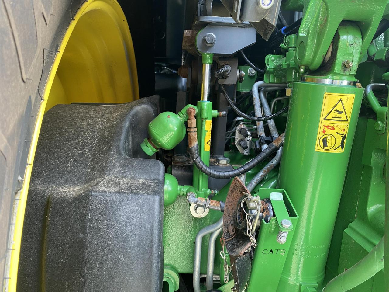 John Deere 6215R - Traktor: obrázek 5 John Deere 6215R - Traktor: obrázek 5