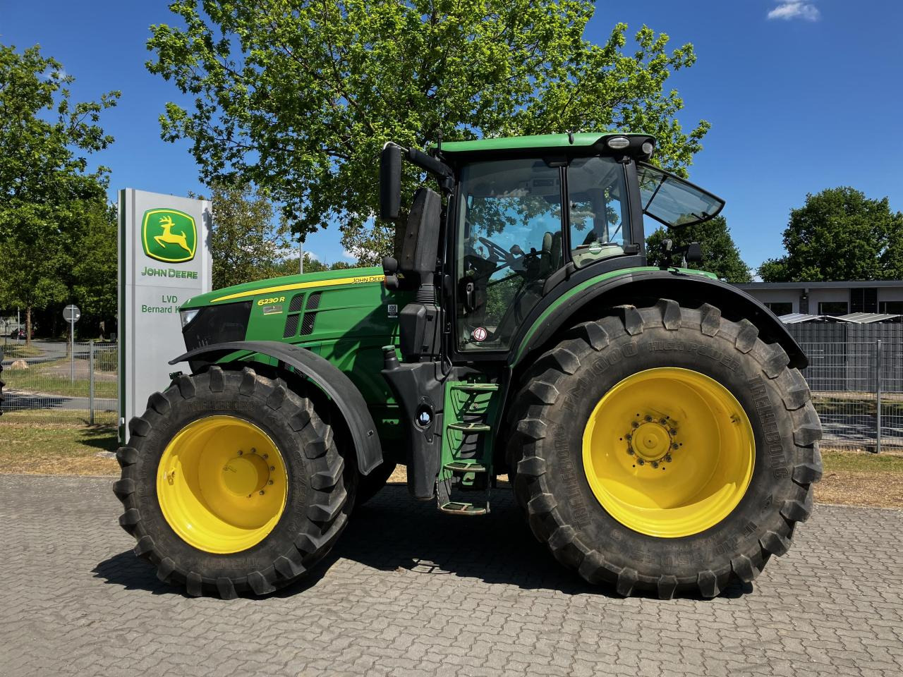 John Deere 6230R - Traktor: obrázek 1 John Deere 6230R - Traktor: obrázek 1