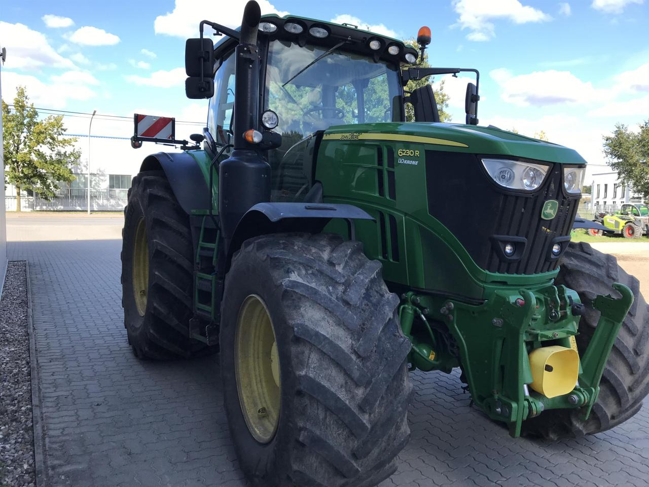 John Deere 6230R - Traktor: obrázek 2 John Deere 6230R - Traktor: obrázek 2