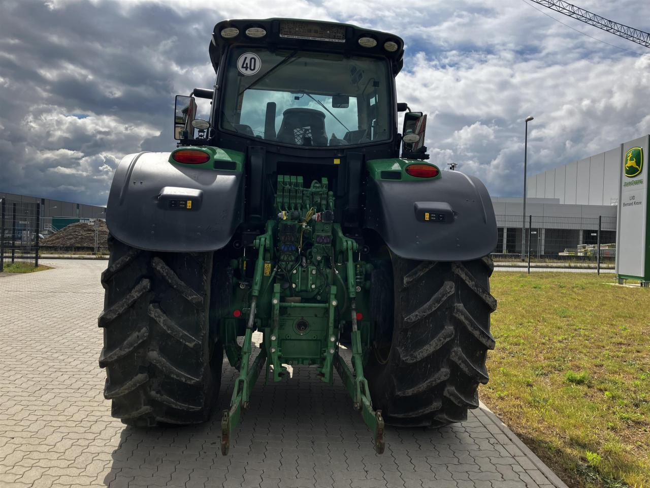 John Deere 6250R - Traktor: obrázek 5 John Deere 6250R - Traktor: obrázek 5