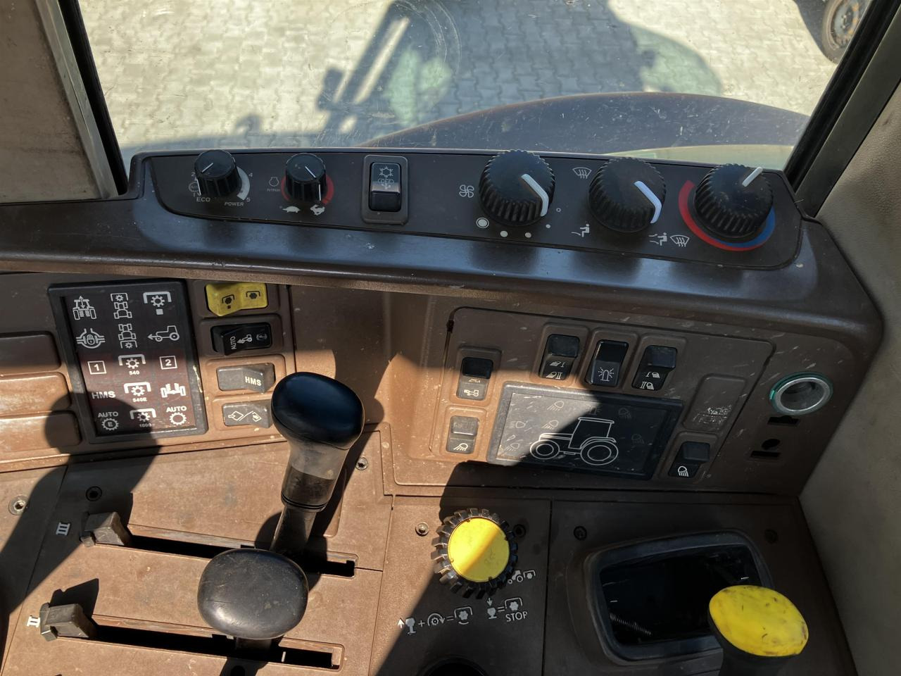 John Deere 6920 S leasing John Deere 6920 S: obrázek 8 John Deere 6920 S leasing John Deere 6920 S: obrázek 8