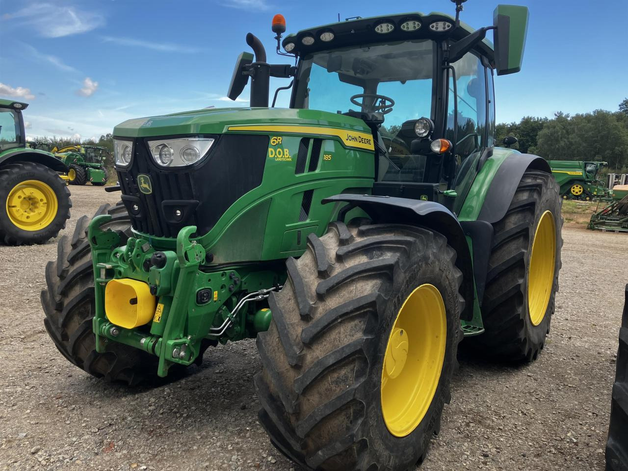 John Deere 6R 185 - Traktor: obrázek 1 John Deere 6R 185 - Traktor: obrázek 1