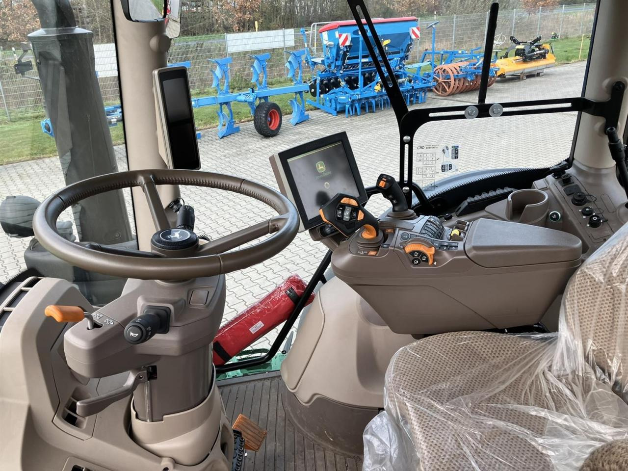 John Deere 6R 185 - Traktor: obrázek 5 John Deere 6R 185 - Traktor: obrázek 5