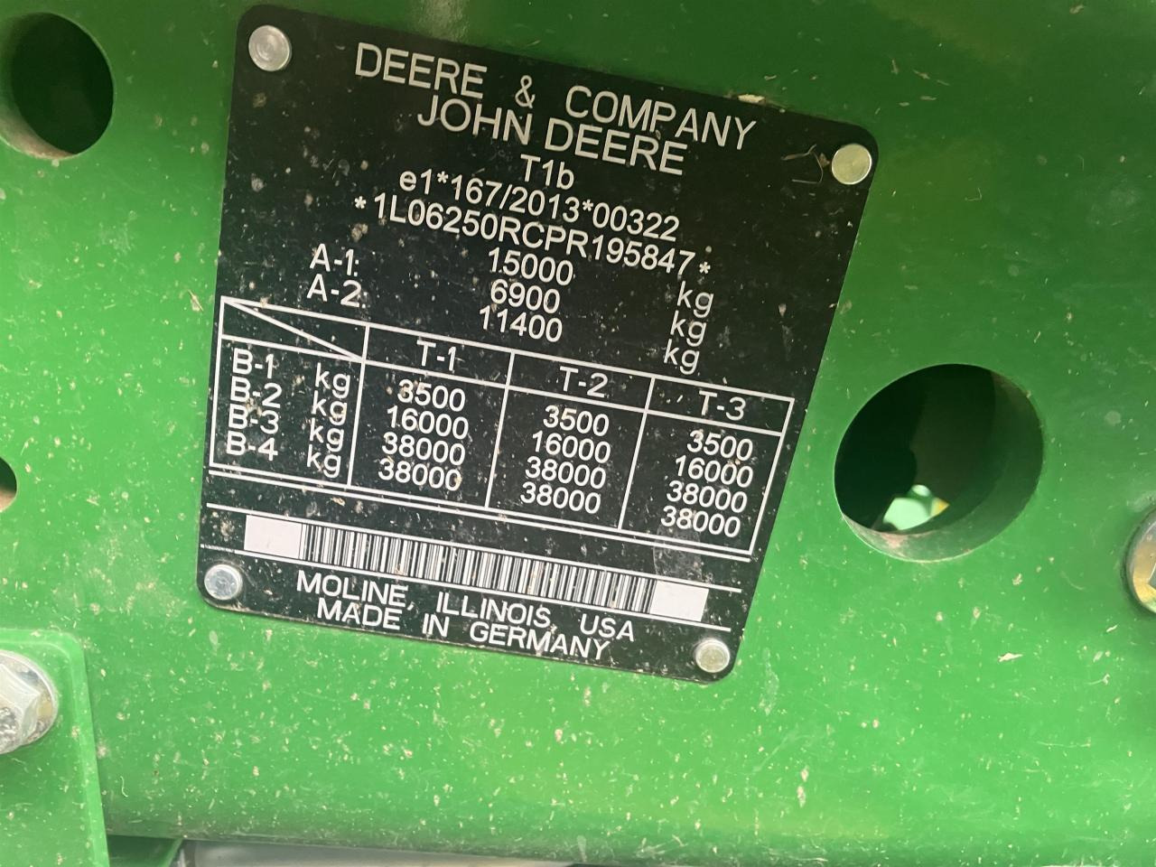 John Deere 6R 250 - Traktor: obrázek 5 John Deere 6R 250 - Traktor: obrázek 5