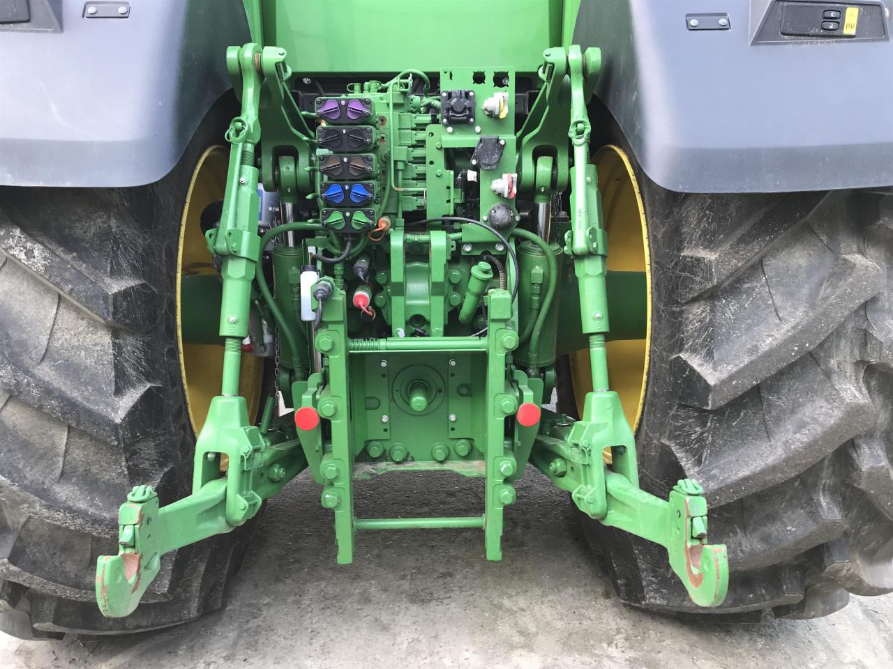 John Deere 7R 310 - Traktor: obrázek 5 John Deere 7R 310 - Traktor: obrázek 5