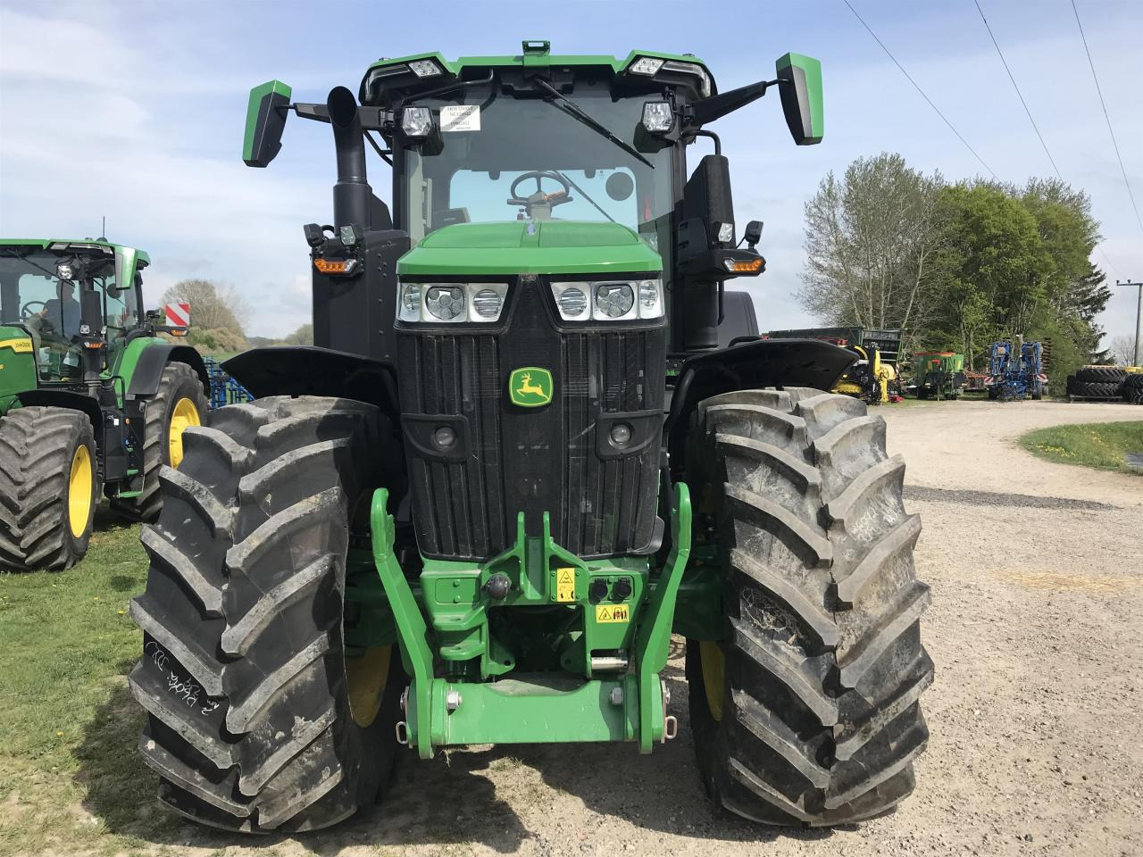 John Deere 7R 310 - Traktor: obrázek 3 John Deere 7R 310 - Traktor: obrázek 3