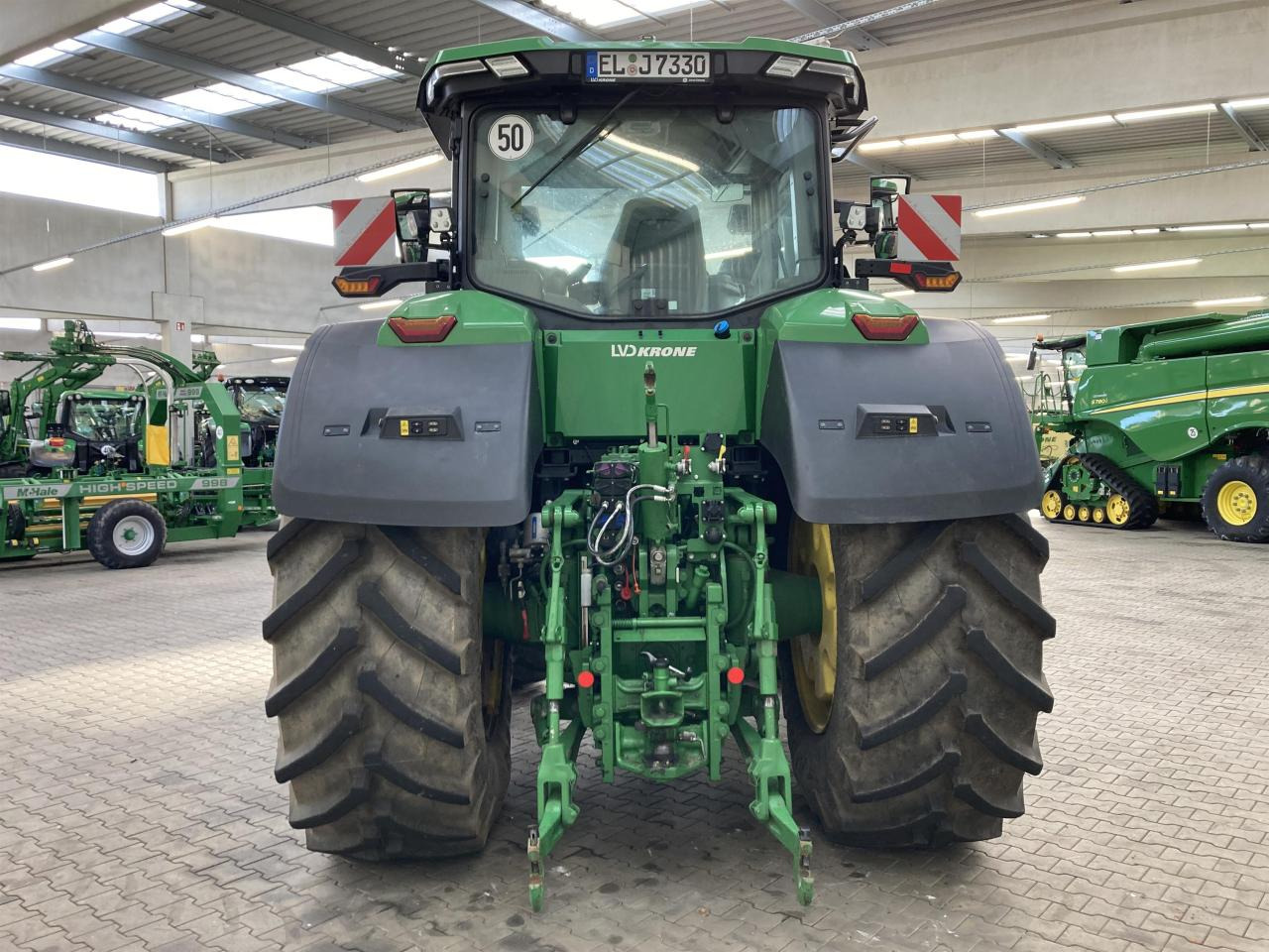 Traktor John Deere 7R 330: obrázek 6