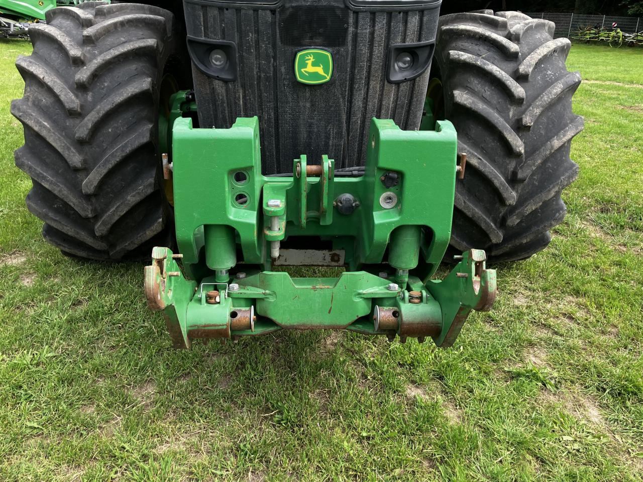 John Deere 8285R - Traktor: obrázek 4 John Deere 8285R - Traktor: obrázek 4