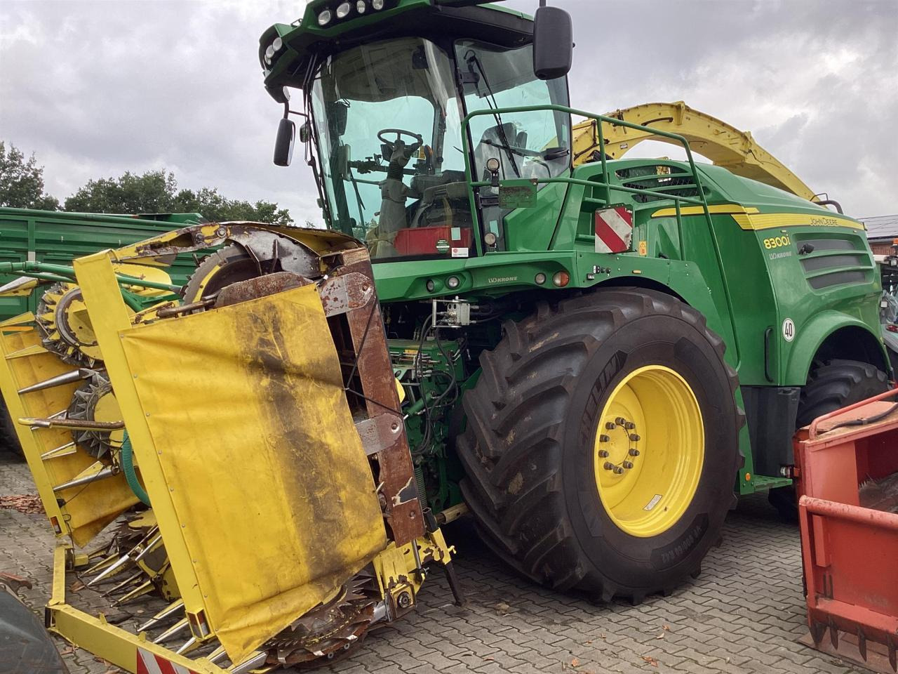 John Deere 8300 - Sklízecí řezačka: obrázek 2 John Deere 8300 - Sklízecí řezačka: obrázek 2