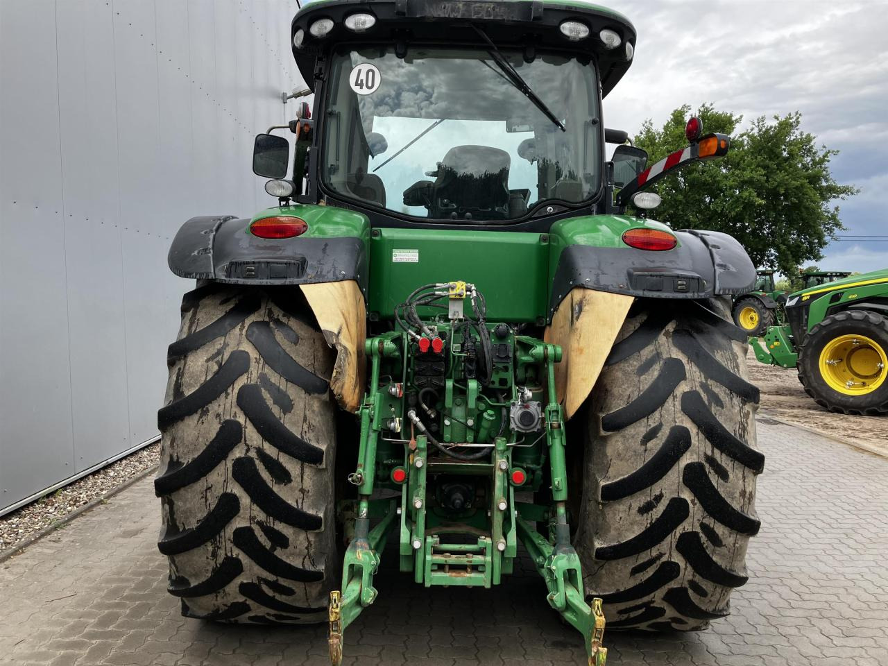 John Deere 8320R - Traktor: obrázek 5 John Deere 8320R - Traktor: obrázek 5