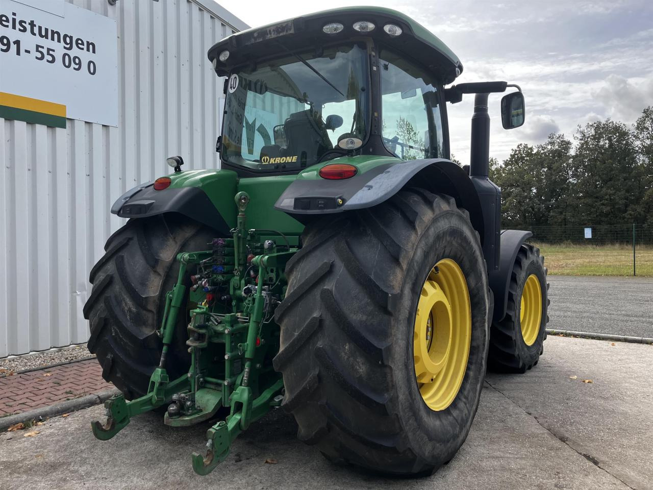 John Deere 8335R - Traktor: obrázek 5 John Deere 8335R - Traktor: obrázek 5