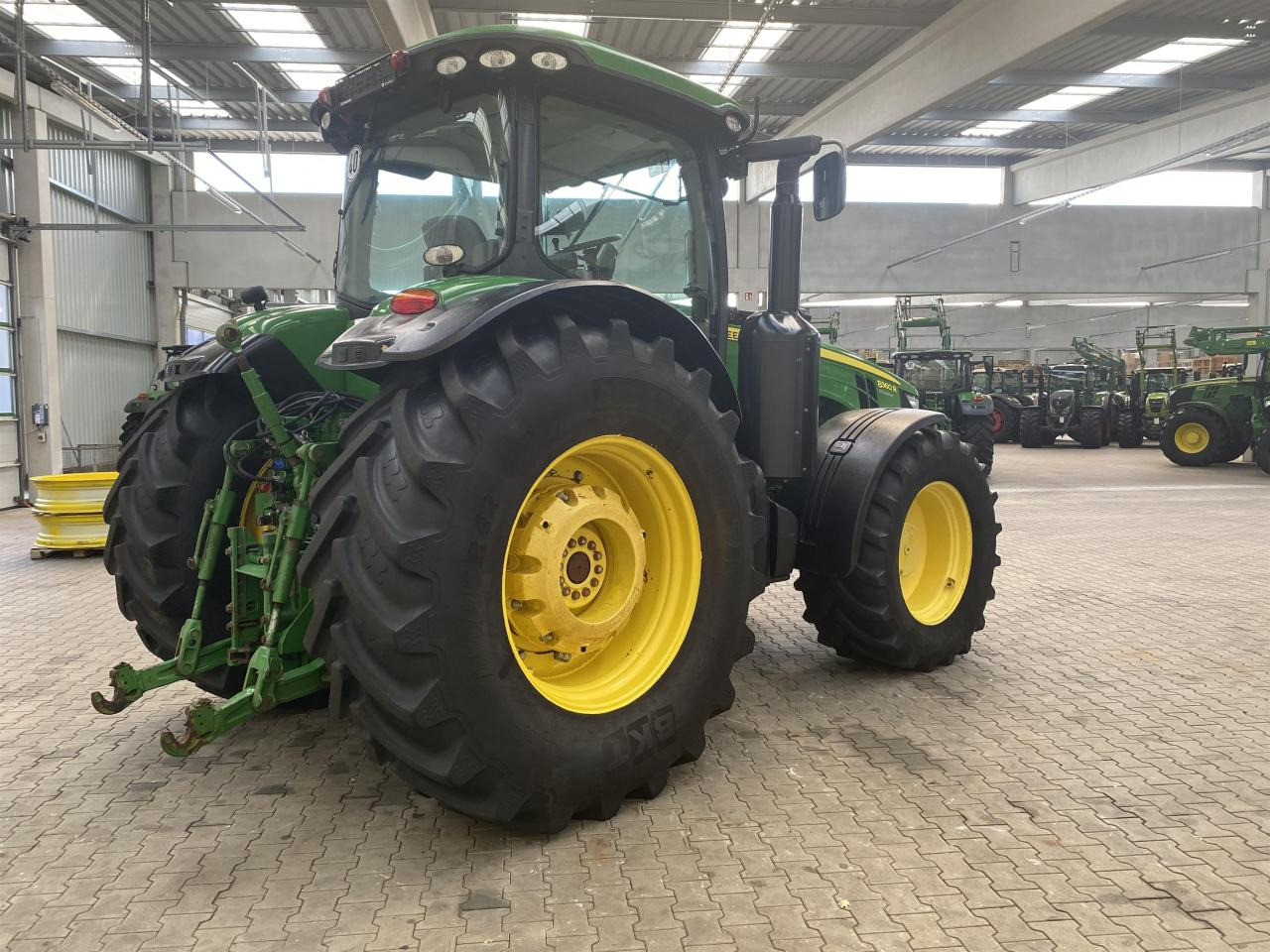 John Deere 8360R - Traktor: obrázek 5 John Deere 8360R - Traktor: obrázek 5