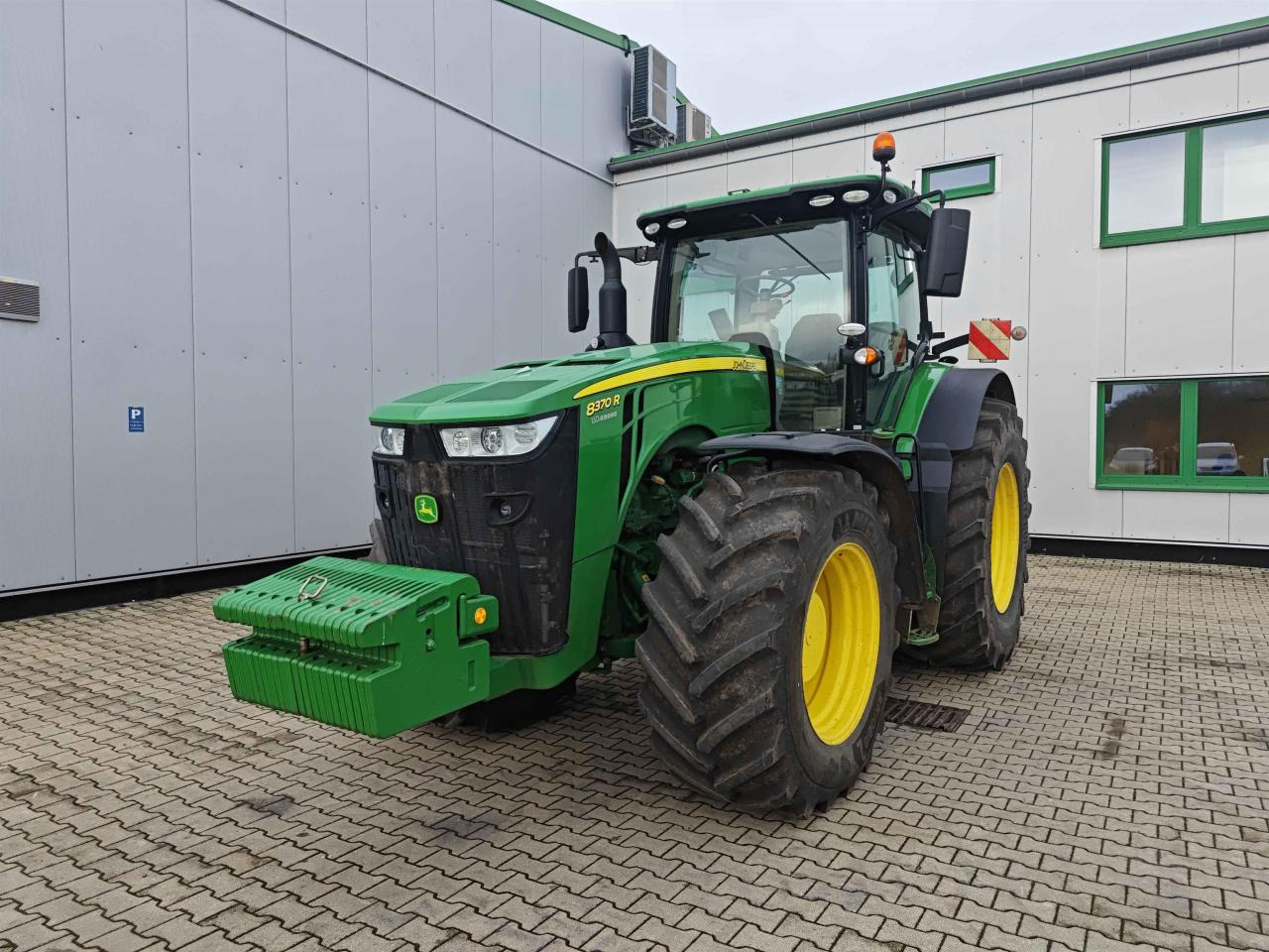 John Deere 8370R - Traktor: obrázek 1 John Deere 8370R - Traktor: obrázek 1