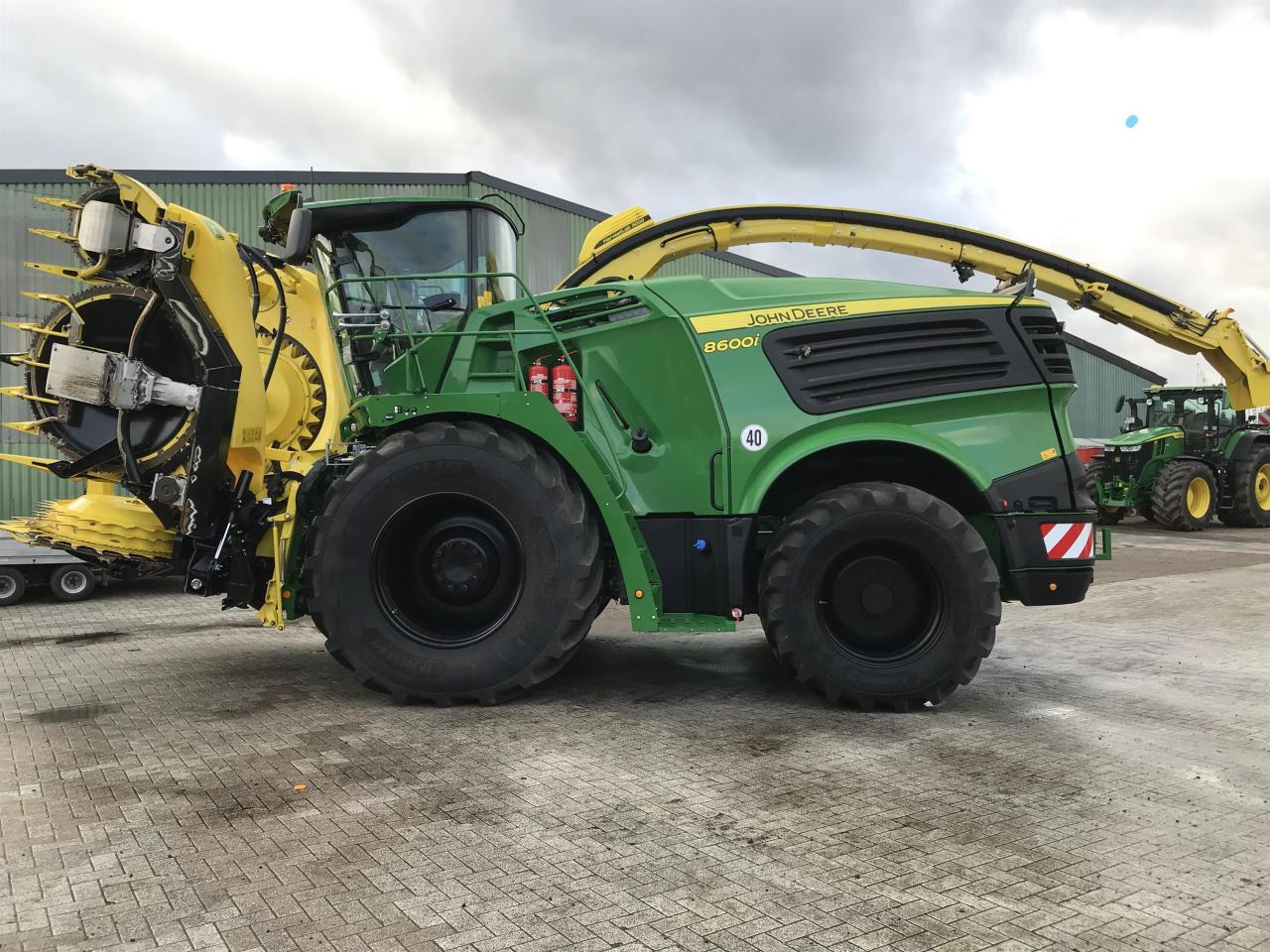 John Deere 8600 - Sklízecí řezačka: obrázek 1 John Deere 8600 - Sklízecí řezačka: obrázek 1