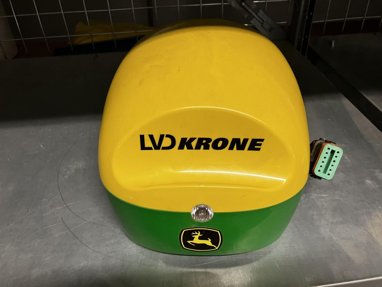 John Deere SF6000 - Navigační systém pro Zemědělská technika: obrázek 3 John Deere SF6000 - Navigační systém pro Zemědělská technika: obrázek 3