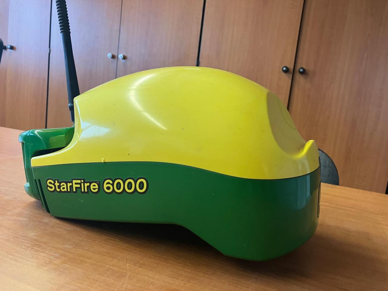 John Deere SF6000 RTK - Navigační systém pro Zemědělská technika: obrázek 1 John Deere SF6000 RTK - Navigační systém pro Zemědělská technika: obrázek 1