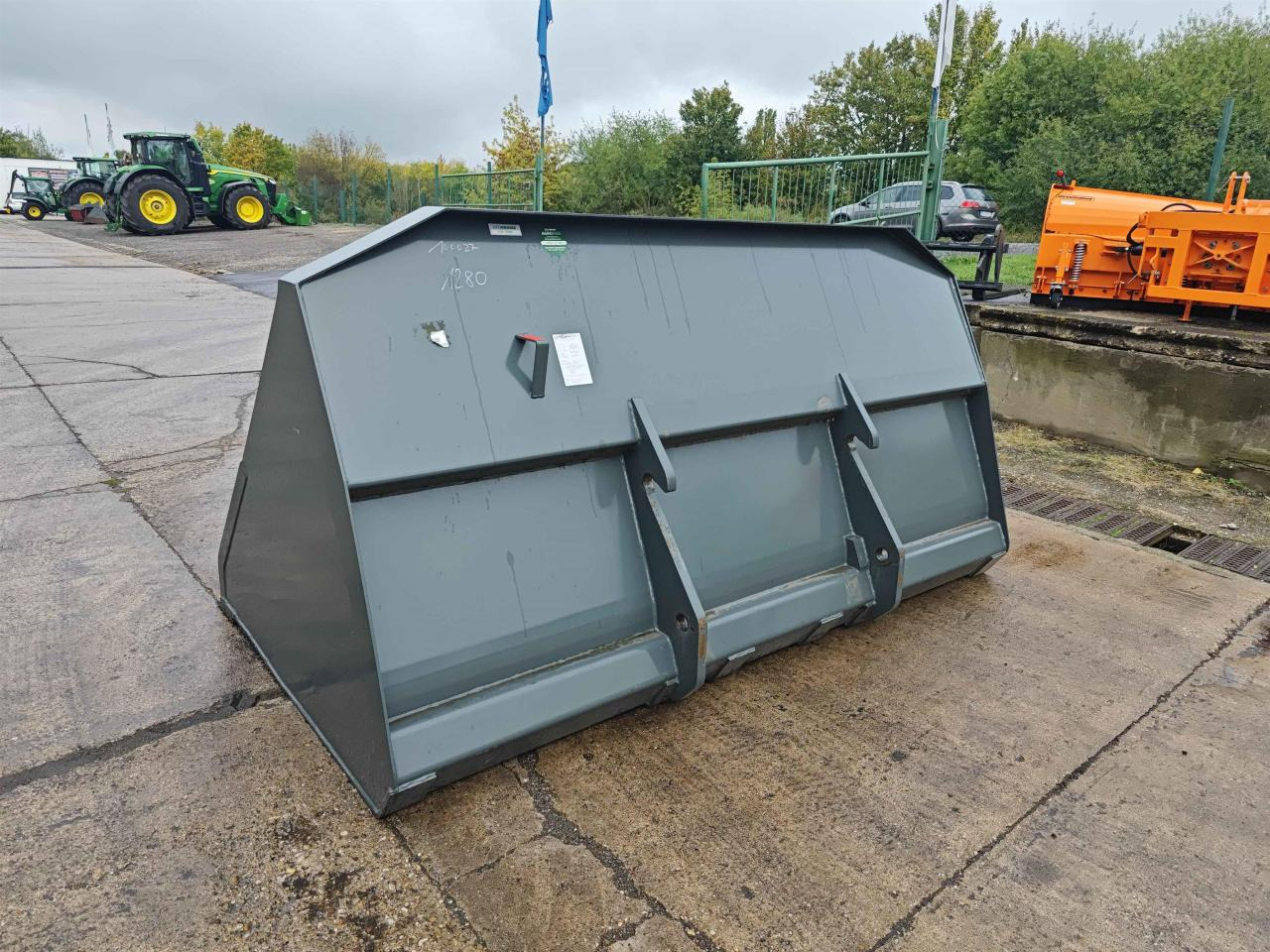 Kramer 2900 mm - Lžíce: obrázek 4 Kramer 2900 mm - Lžíce: obrázek 4