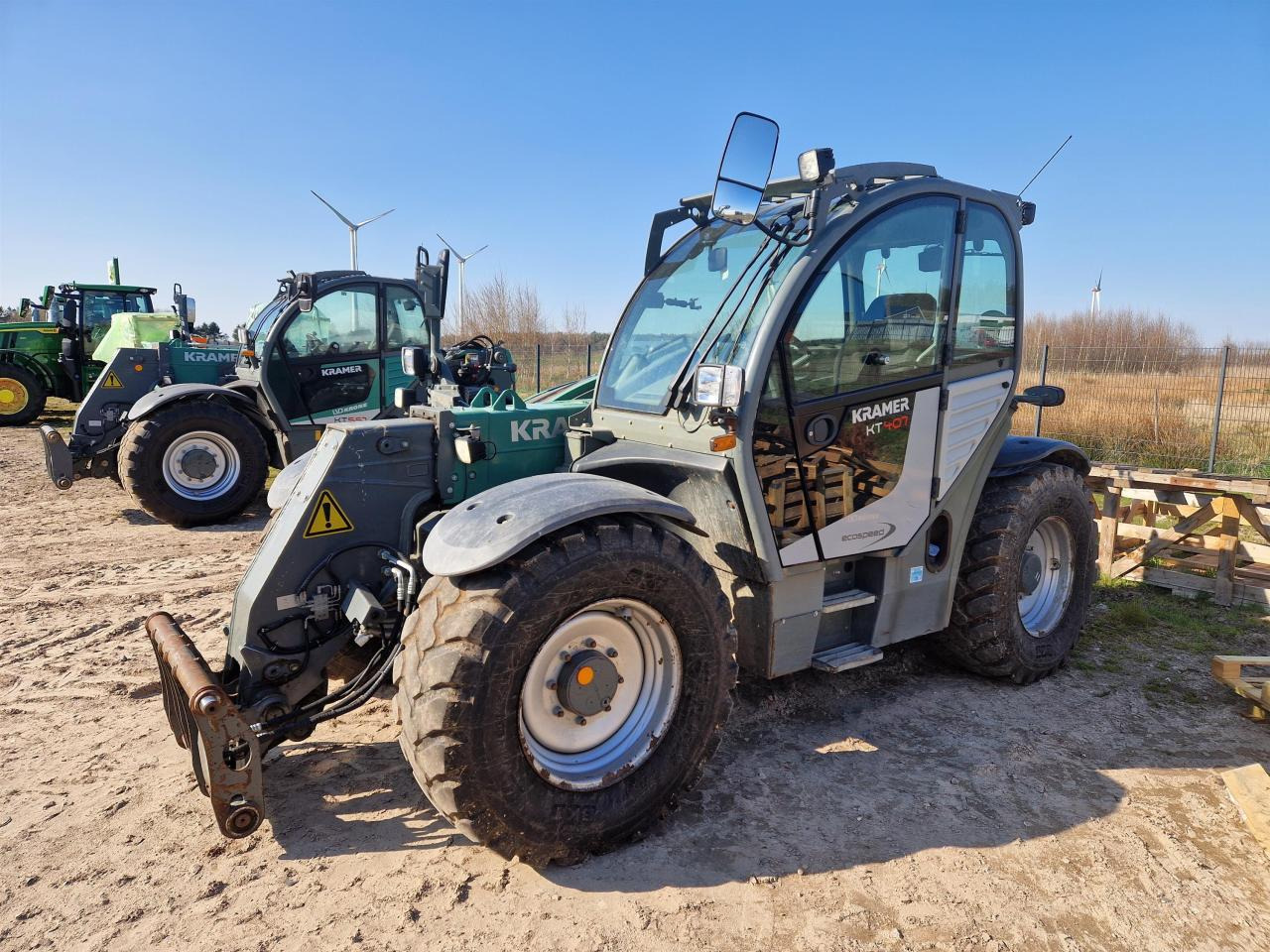 Kramer KT407 - Teleskopický manipulátor: obrázek 1 Kramer KT407 - Teleskopický manipulátor: obrázek 1