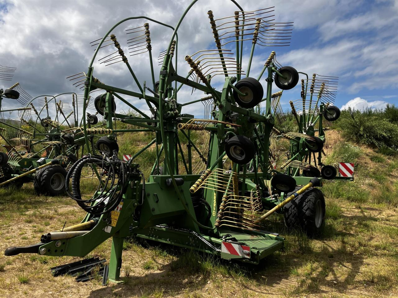 Krone Swadro 1400 Plus - Obraceč/ Shrnovač: obrázek 3 Krone Swadro 1400 Plus - Obraceč/ Shrnovač: obrázek 3