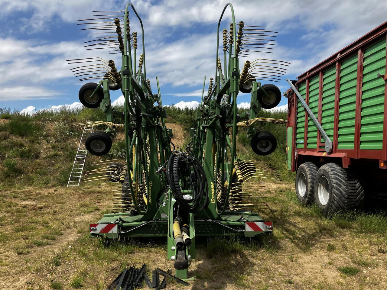 Krone Swadro 1400 Plus - Obraceč/ Shrnovač: obrázek 2 Krone Swadro 1400 Plus - Obraceč/ Shrnovač: obrázek 2