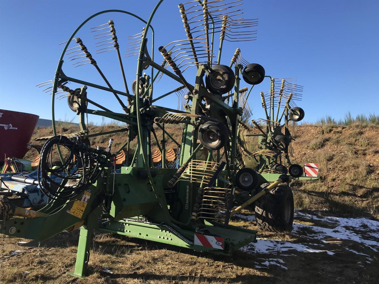 Krone Swadro 1400 Plus - Obraceč/ Shrnovač: obrázek 3 Krone Swadro 1400 Plus - Obraceč/ Shrnovač: obrázek 3