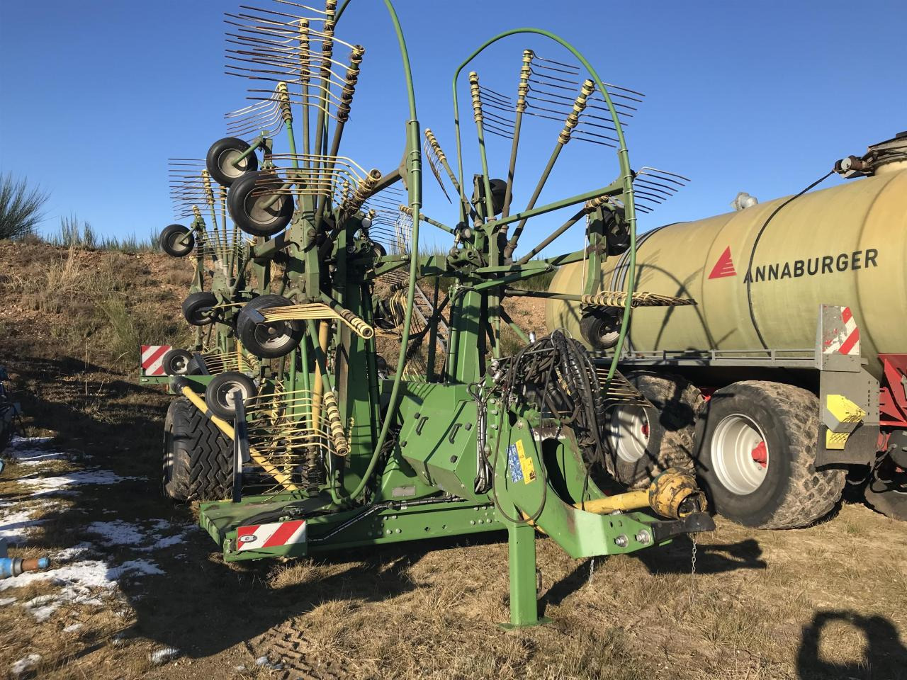Krone Swadro 1400 Plus - Obraceč/ Shrnovač: obrázek 1 Krone Swadro 1400 Plus - Obraceč/ Shrnovač: obrázek 1