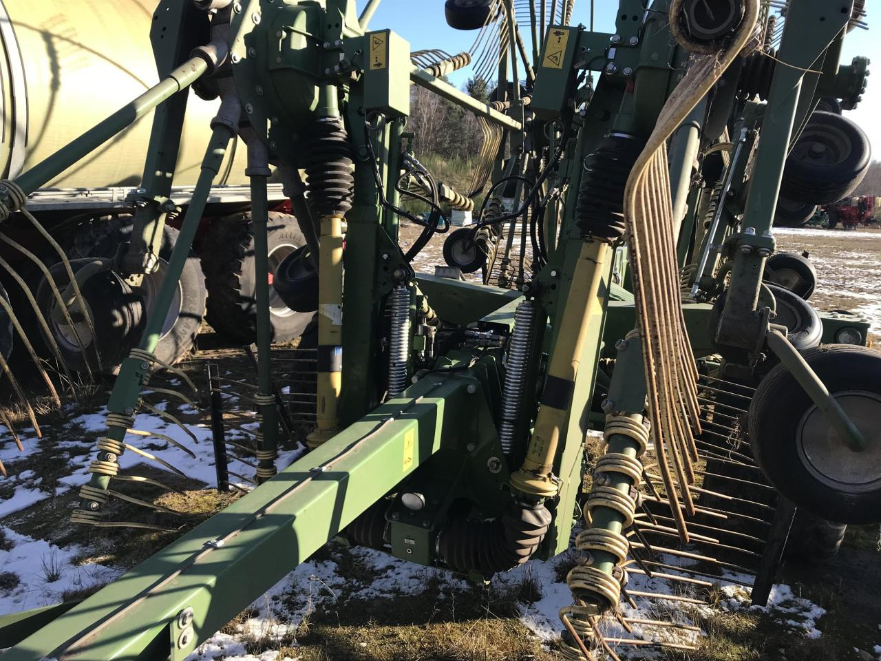 Krone Swadro 1400 Plus - Obraceč/ Shrnovač: obrázek 5 Krone Swadro 1400 Plus - Obraceč/ Shrnovač: obrázek 5