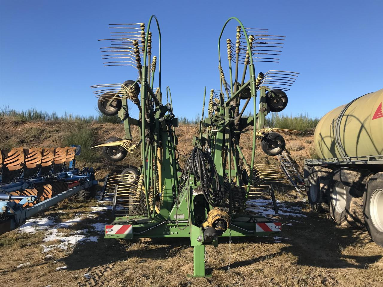 Krone Swadro 1400 Plus - Obraceč/ Shrnovač: obrázek 2 Krone Swadro 1400 Plus - Obraceč/ Shrnovač: obrázek 2