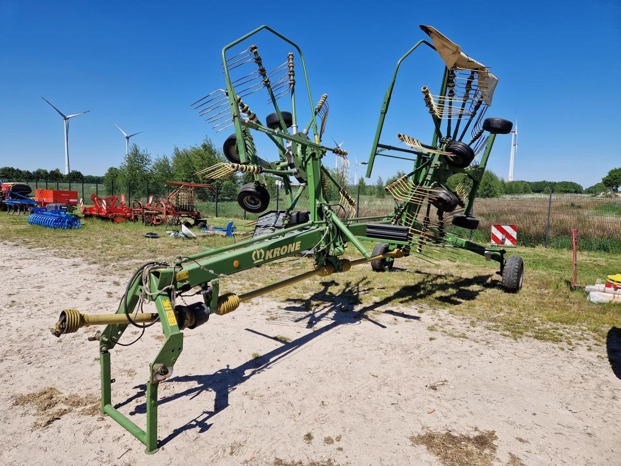 Krone Swadro 807 - Obraceč/ Shrnovač: obrázek 1 Krone Swadro 807 - Obraceč/ Shrnovač: obrázek 1