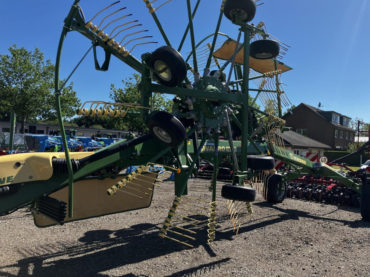 Krone Swadro TS 740 Twin - Obraceč/ Shrnovač: obrázek 4 Krone Swadro TS 740 Twin - Obraceč/ Shrnovač: obrázek 4