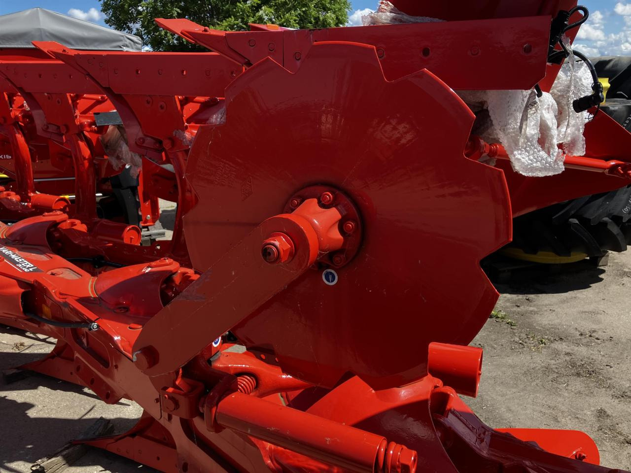 Kuhn Vari-Master L5E - Pluh: obrázek 5 Kuhn Vari-Master L5E - Pluh: obrázek 5