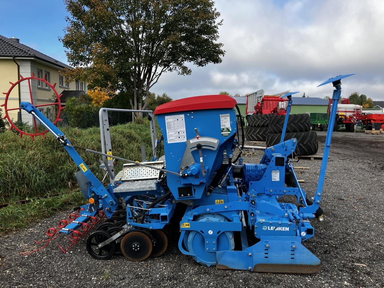 Lemken Saphir 9/300 - Secí stroj: obrázek 2 Lemken Saphir 9/300 - Secí stroj: obrázek 2