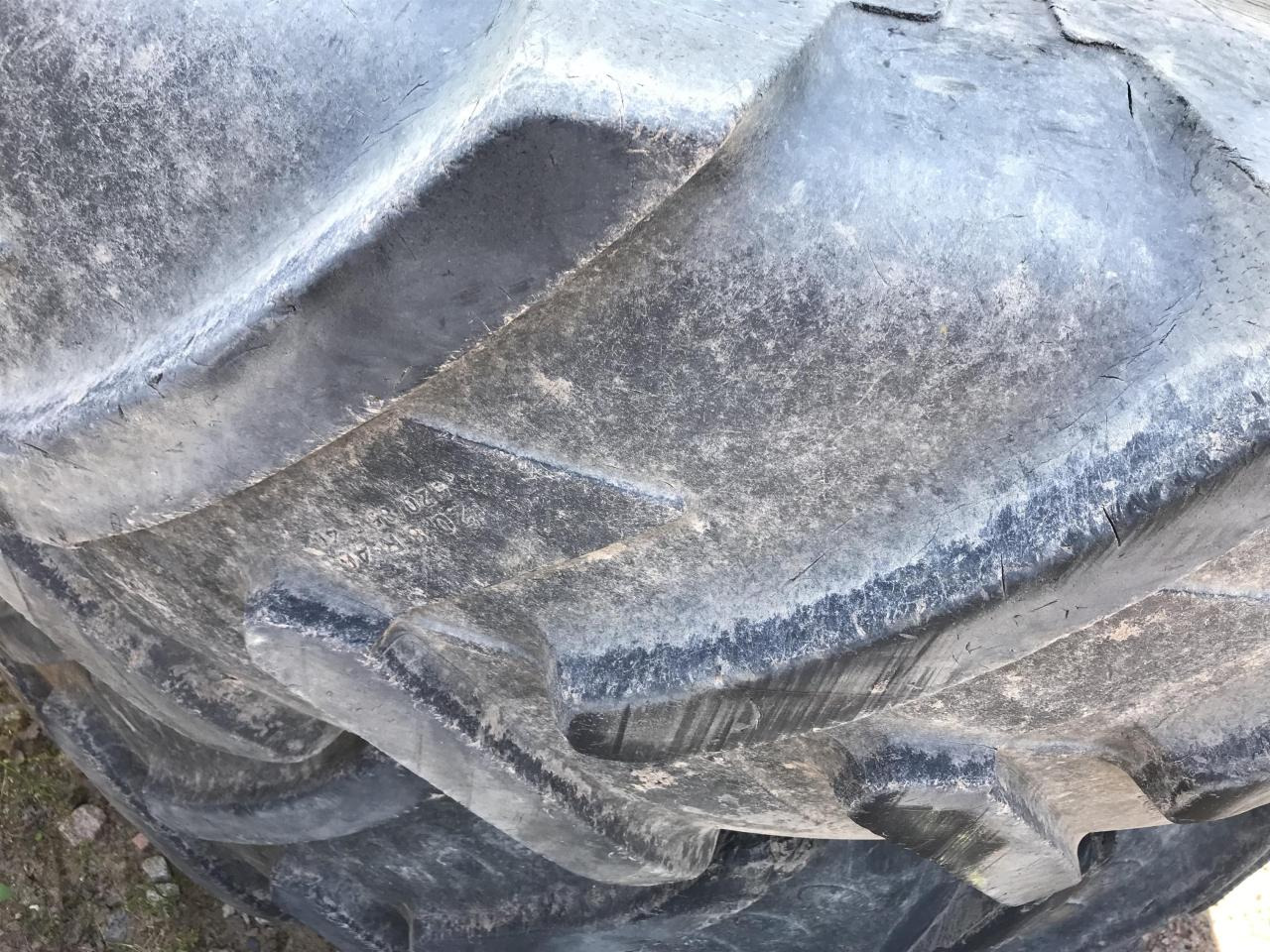 Michelin 520/85R46 - Pneumatiky pro Zemědělská technika: obrázek 4 Michelin 520/85R46 - Pneumatiky pro Zemědělská technika: obrázek 4