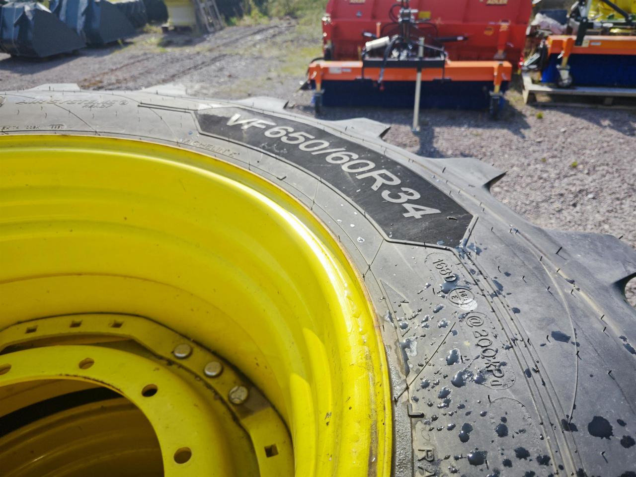Michelin VF650/60R34 - Pneumatiky pro Zemědělská technika: obrázek 4 Michelin VF650/60R34 - Pneumatiky pro Zemědělská technika: obrázek 4