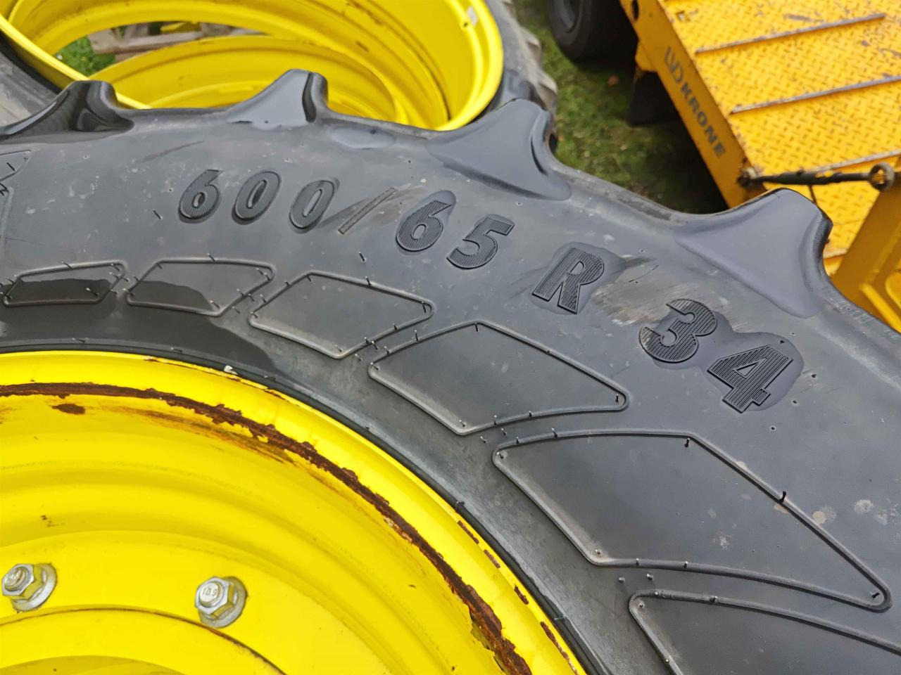 Mitas 600/65R34 - Pneumatiky pro Zemědělská technika: obrázek 5 Mitas 600/65R34 - Pneumatiky pro Zemědělská technika: obrázek 5