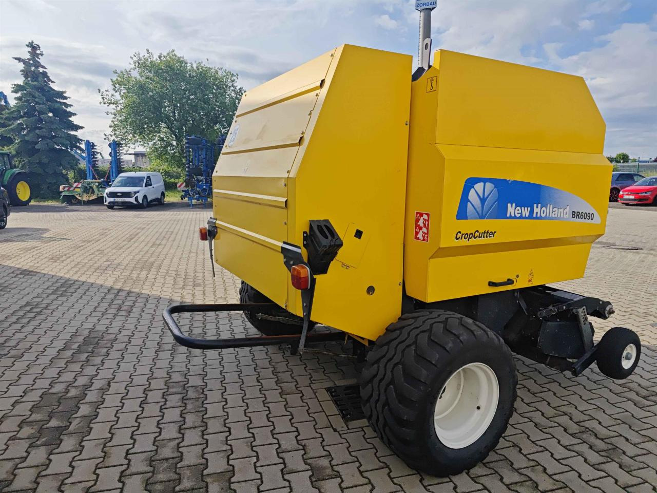 New Holland BR6090 - Lis na válcové balíky: obrázek 5 New Holland BR6090 - Lis na válcové balíky: obrázek 5
