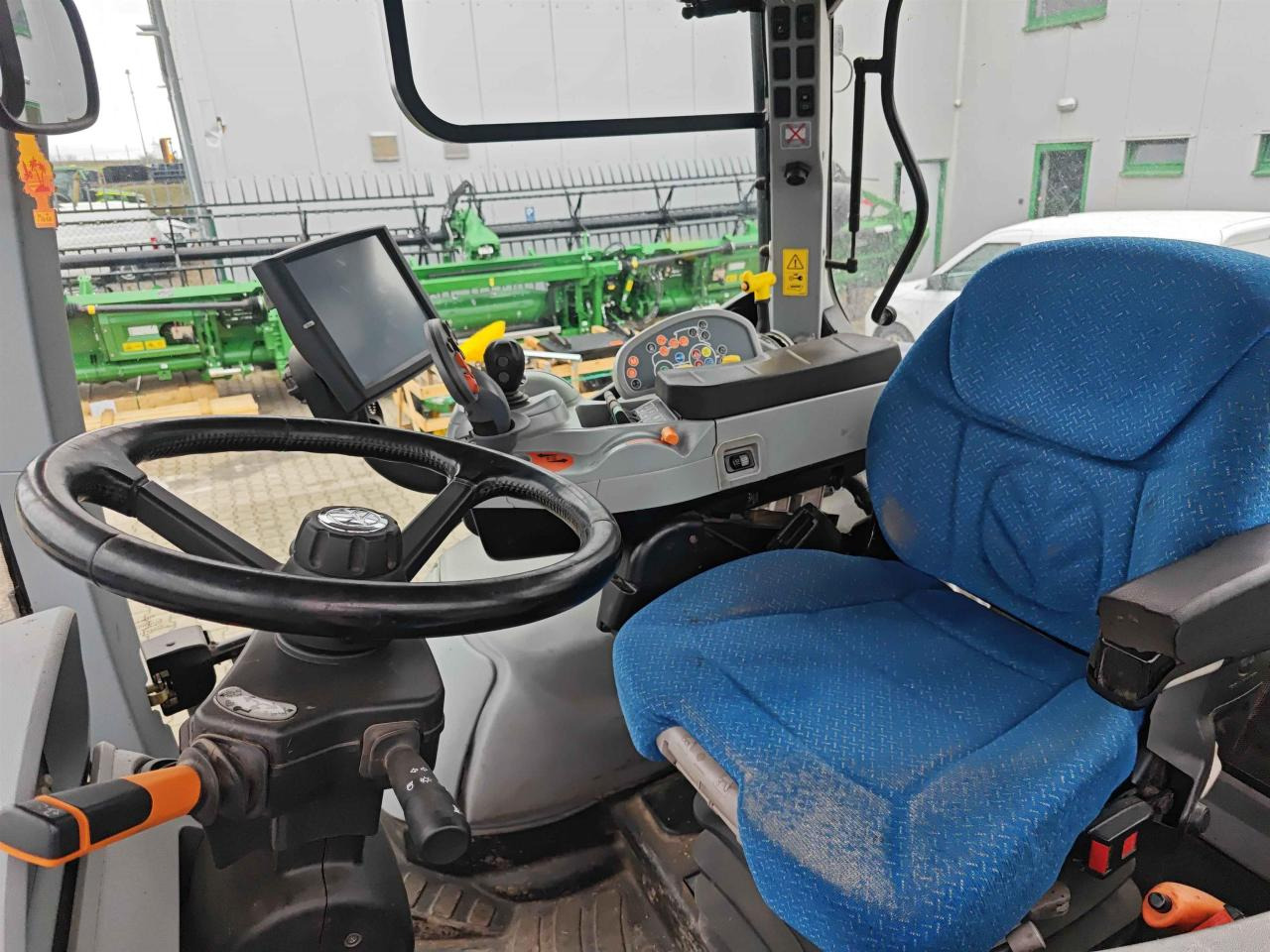 Traktor New Holland T7.200: obrázek 10