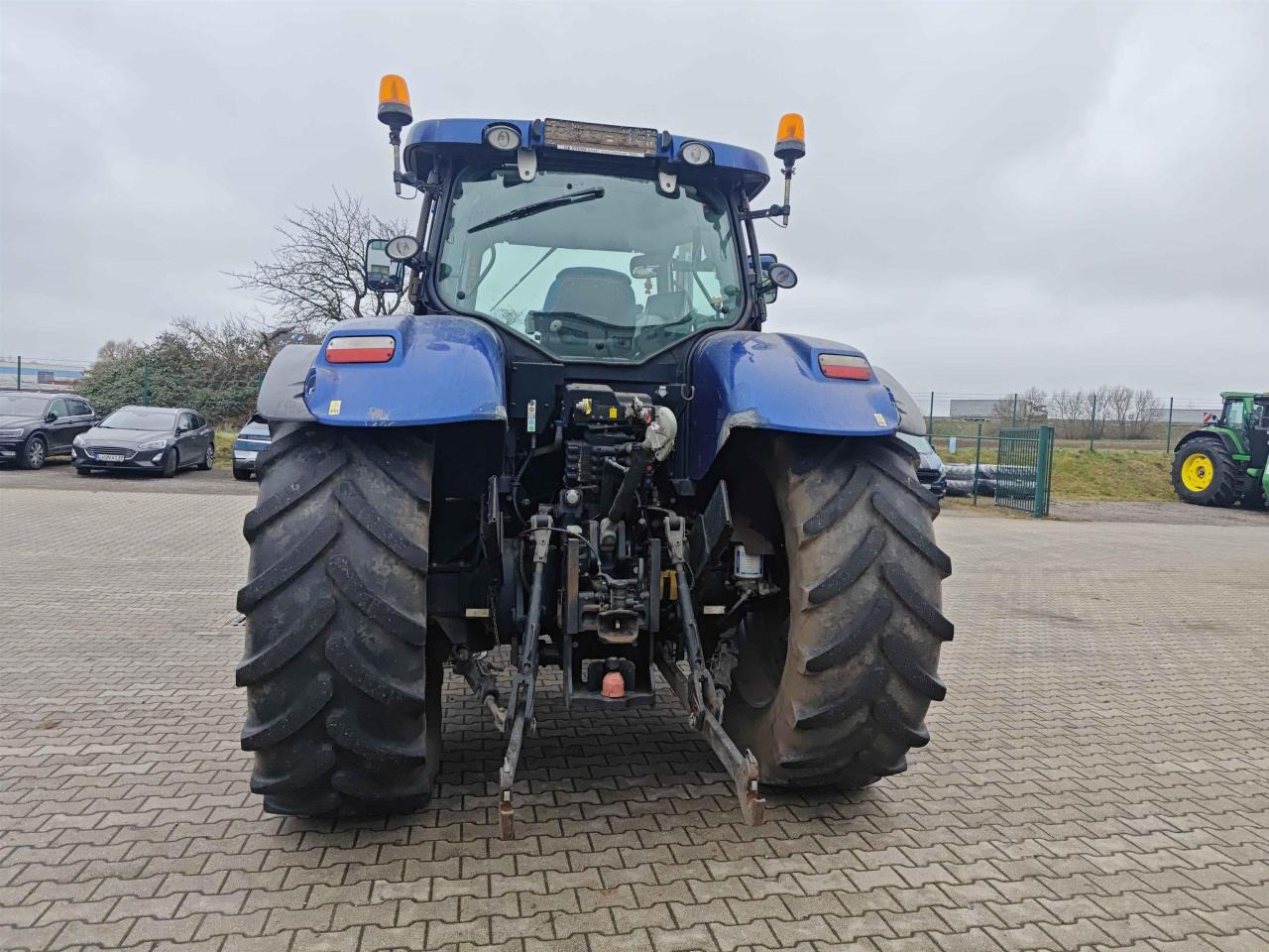 New Holland T7.200 - Traktor: obrázek 5 New Holland T7.200 - Traktor: obrázek 5