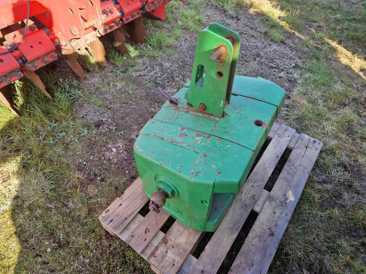 John Deere 900 kg - Příslušenství: obrázek 3 John Deere 900 kg - Příslušenství: obrázek 3