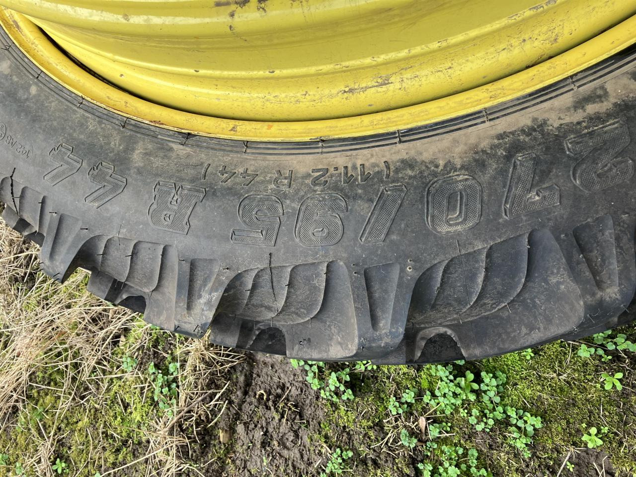 Taurus 270/95R44 - Pneumatiky pro Zemědělská technika: obrázek 5 Taurus 270/95R44 - Pneumatiky pro Zemědělská technika: obrázek 5