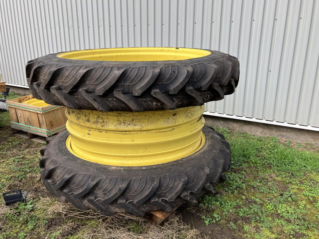 Taurus 270/95R44 - Pneumatiky pro Zemědělská technika: obrázek 4 Taurus 270/95R44 - Pneumatiky pro Zemědělská technika: obrázek 4