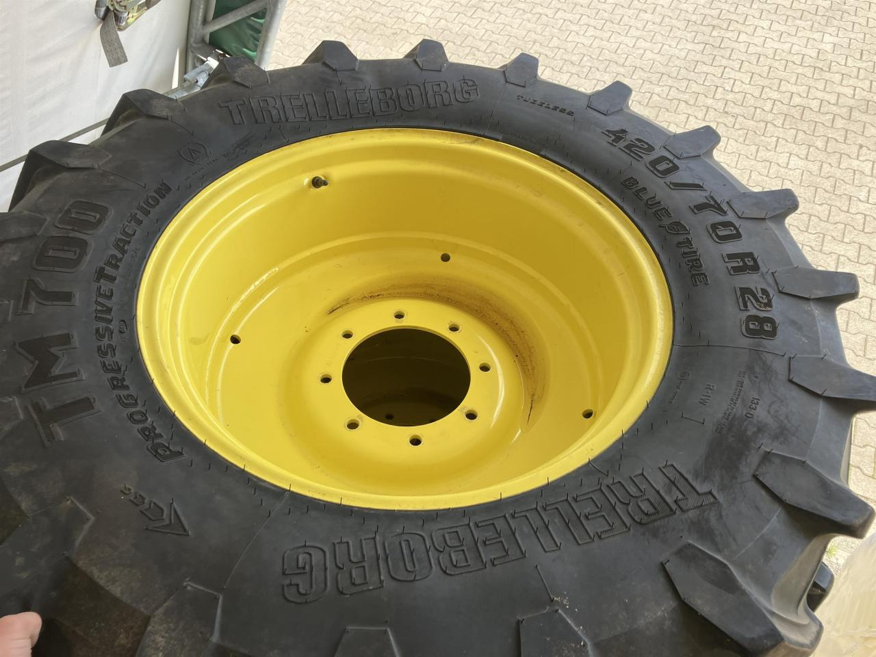 Trelleborg 420/70R28 - Pneumatiky pro Zemědělská technika: obrázek 4 Trelleborg 420/70R28 - Pneumatiky pro Zemědělská technika: obrázek 4