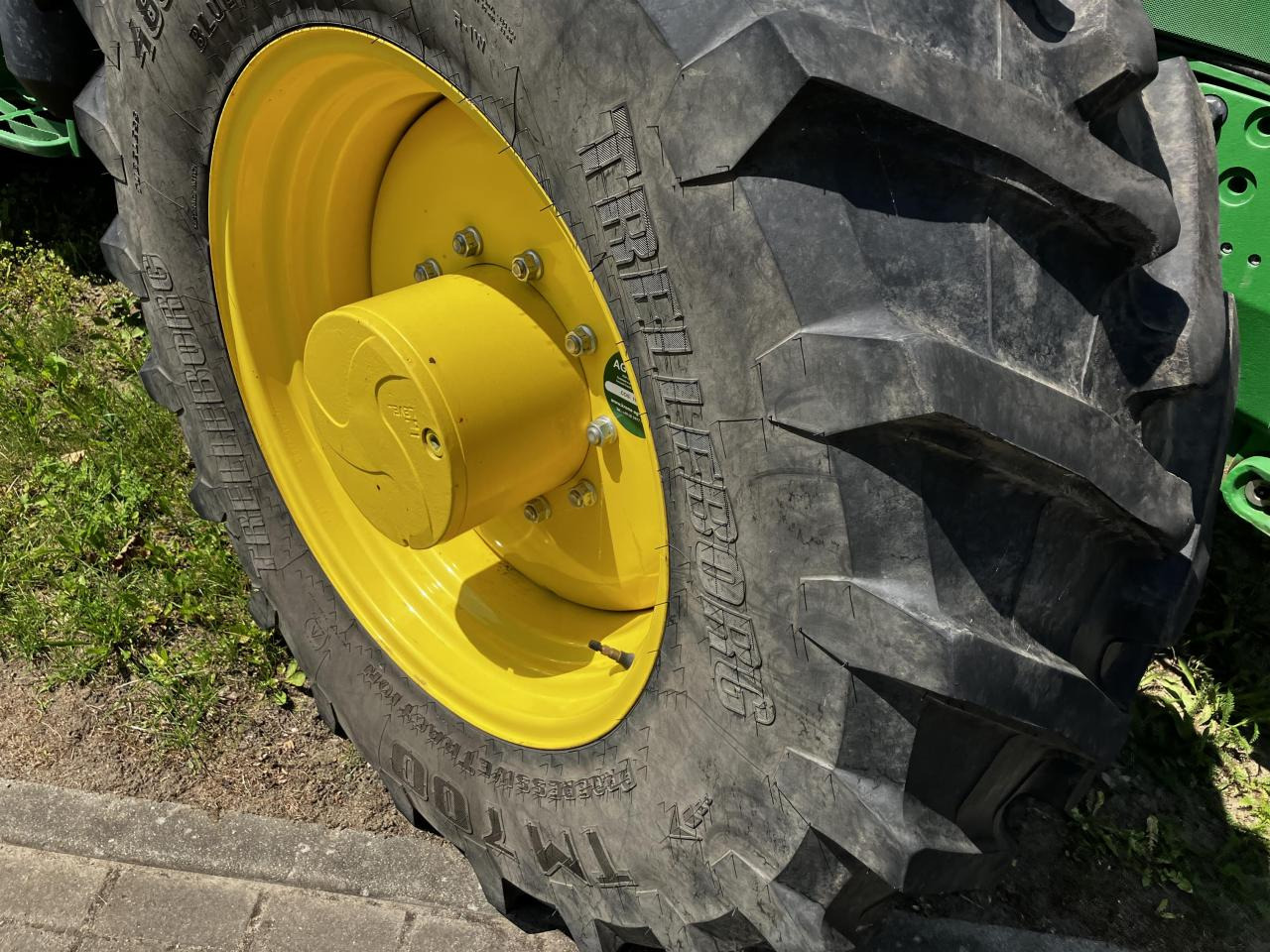 Trelleborg 480/70R30 - Pneumatiky pro Zemědělská technika: obrázek 2 Trelleborg 480/70R30 - Pneumatiky pro Zemědělská technika: obrázek 2