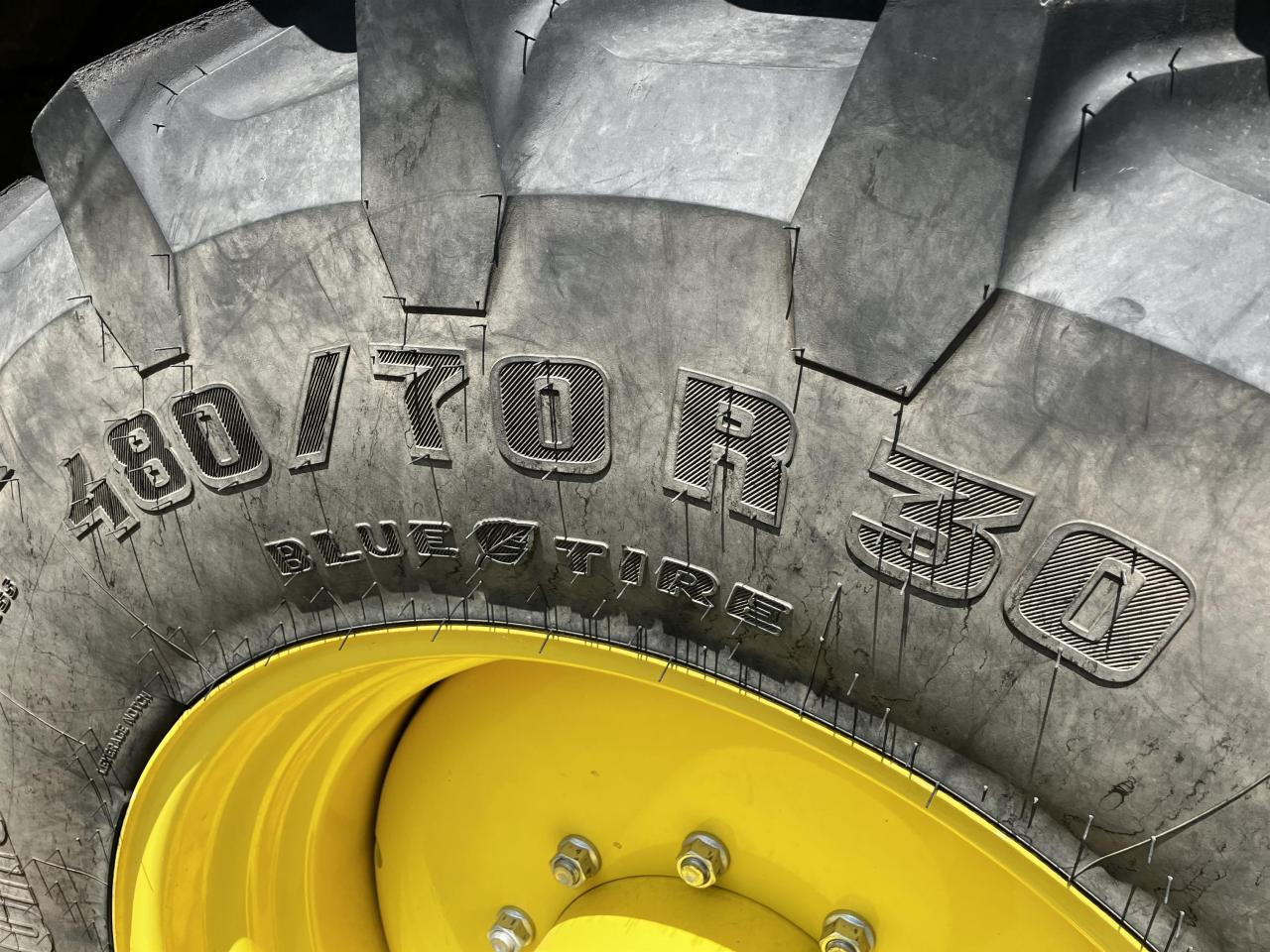Trelleborg 480/70R30 - Pneumatiky pro Zemědělská technika: obrázek 5 Trelleborg 480/70R30 - Pneumatiky pro Zemědělská technika: obrázek 5