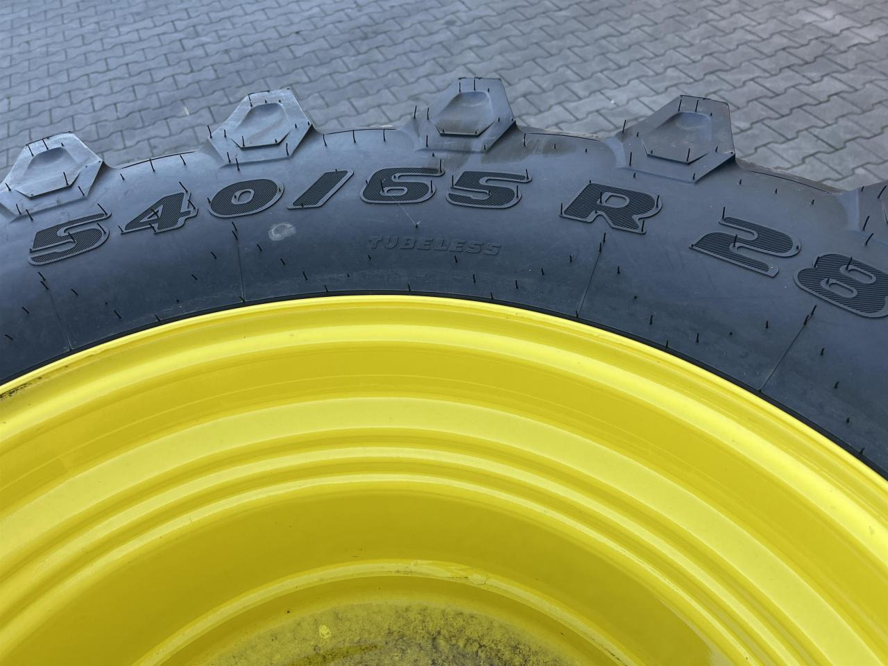 Trelleborg 540/65R28 - Pneumatiky pro Zemědělská technika: obrázek 4 Trelleborg 540/65R28 - Pneumatiky pro Zemědělská technika: obrázek 4
