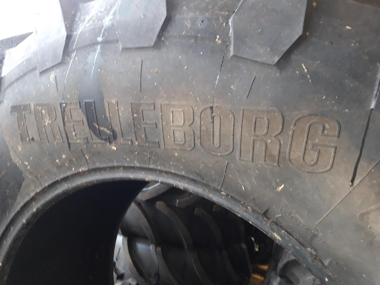 Trelleborg 710/75R42 - Pneumatiky pro Zemědělská technika: obrázek 1 Trelleborg 710/75R42 - Pneumatiky pro Zemědělská technika: obrázek 1
