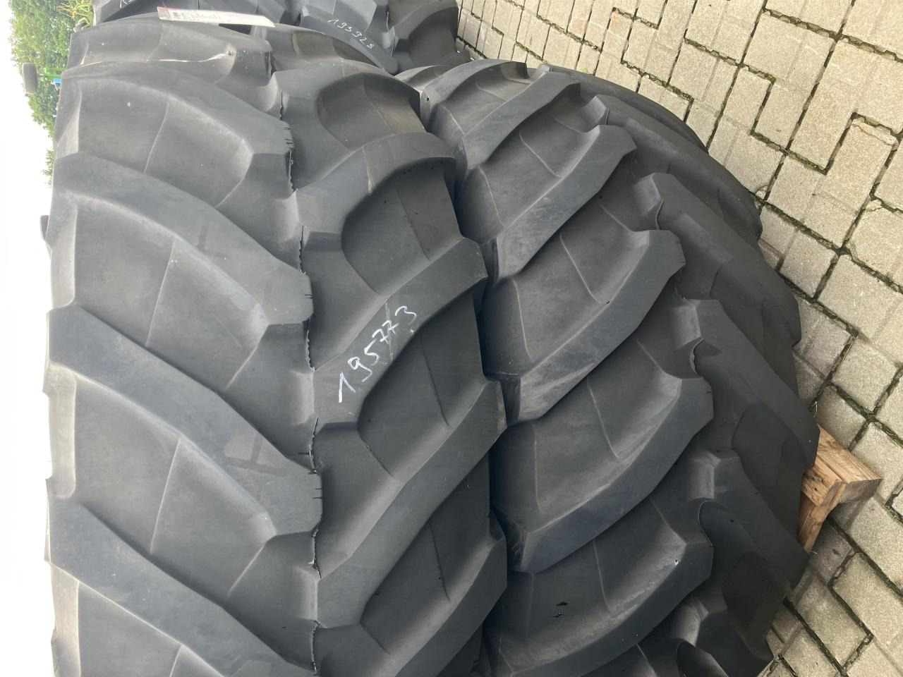 Trelleborg 710/75R42 - Pneumatiky pro Zemědělská technika: obrázek 4 Trelleborg 710/75R42 - Pneumatiky pro Zemědělská technika: obrázek 4