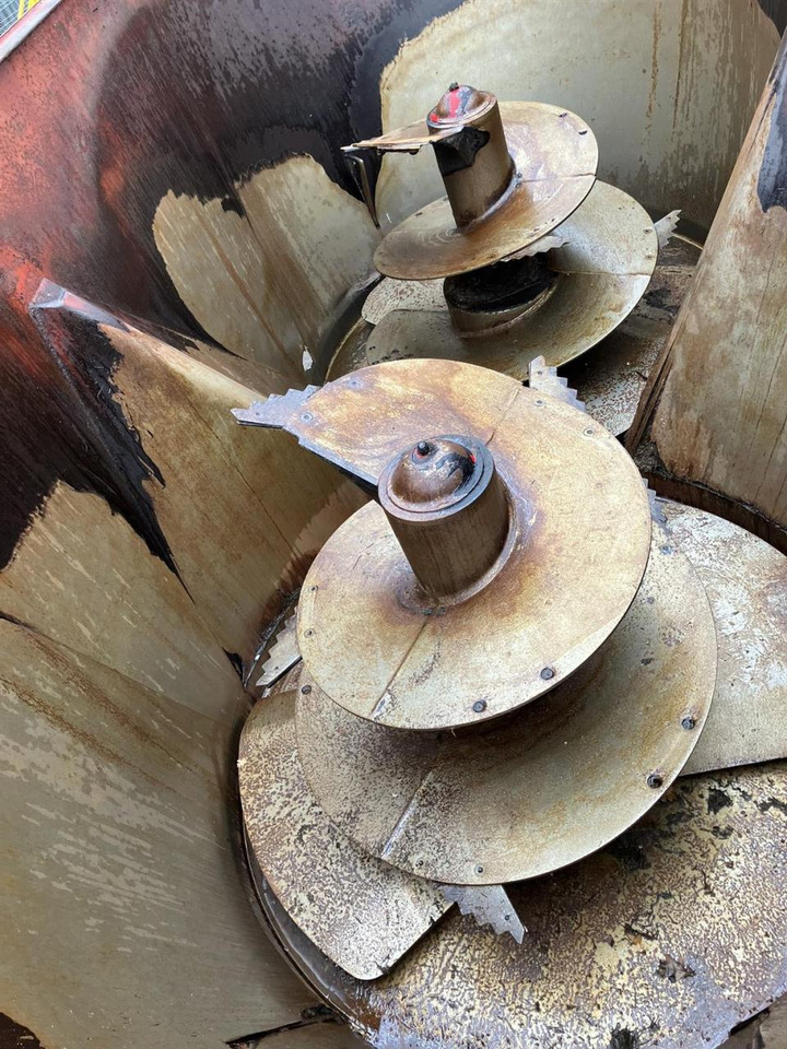 Trioliet Solomix 2-1600 VLH-B - Krmný míchací vůz: obrázek 5 Trioliet Solomix 2-1600 VLH-B - Krmný míchací vůz: obrázek 5